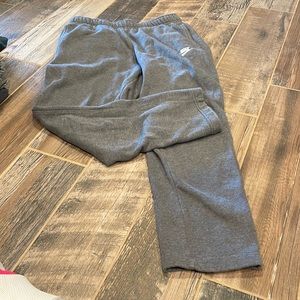 Nike Sweatpants